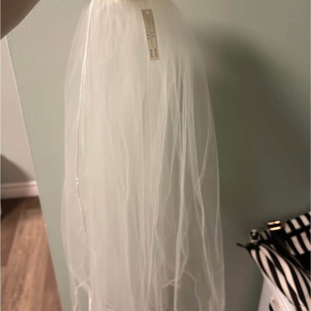 Elegant White Veil